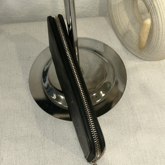 Authentic Louis Vuitton Damier Graphite Long Wallet Purse/SP4028. - Picture 4 of 8